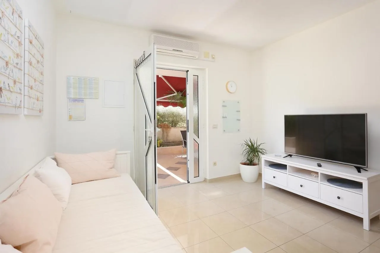 Apartments With A Parking Space Seget Vranjica, Trogir - 18326 Seget Donji 0*,